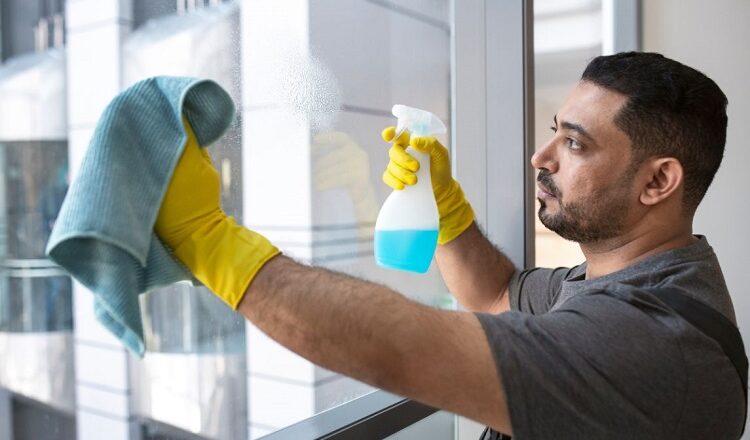 5 Best Ways to Clean Windows at Home